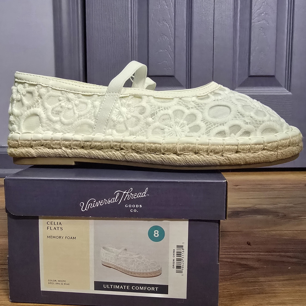Universal Thread Cream Lace Espadrille Flats with Elastic Strap